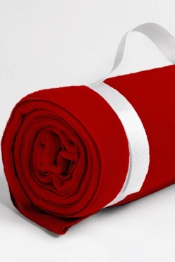 Плед Вдохновение (с ремешком) флисовый 120х155 см, однотонный красный