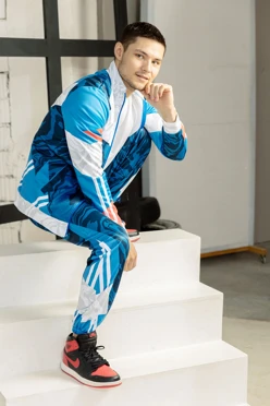 Спортивный костюм Стайлинг унисекс из адидаса с полной запечаткой