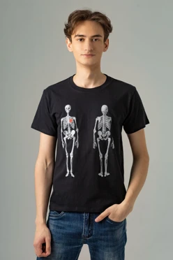 Футболка Мэдисон унисекс, однотонная "Два скелета"