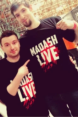 Футболка Премиум унисекс (Modern), однотонная "Live"