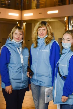 Жилет Диего на синтепоне с капюшоном унисекс, с полной запечаткой "Добро"