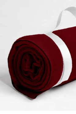 Плед Свиток (с ремешком и вставкой из оксфорда) флисовый 155х200 см, однотонный бордовый