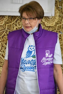 Жилет Портер на синтепоне со стежкой унисекс, с полной запечаткой "Молоды Душой"