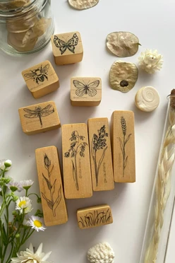 Набор штампов с готовым дизайном "Насекомые", 9 шт.