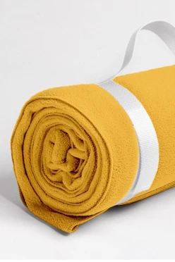 Плед Вдохновение (с ремешком) флисовый 120х155 см, однотонный желтый